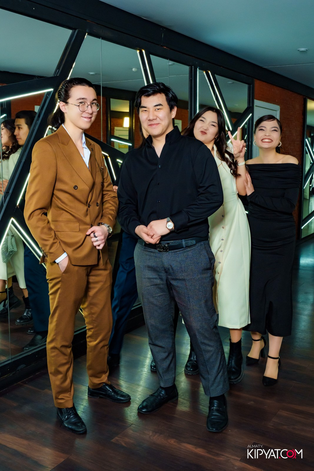 УХО И МЕДВЕДЬ НА САИНА. КИПЯТКОМ АЛМАТЫ!