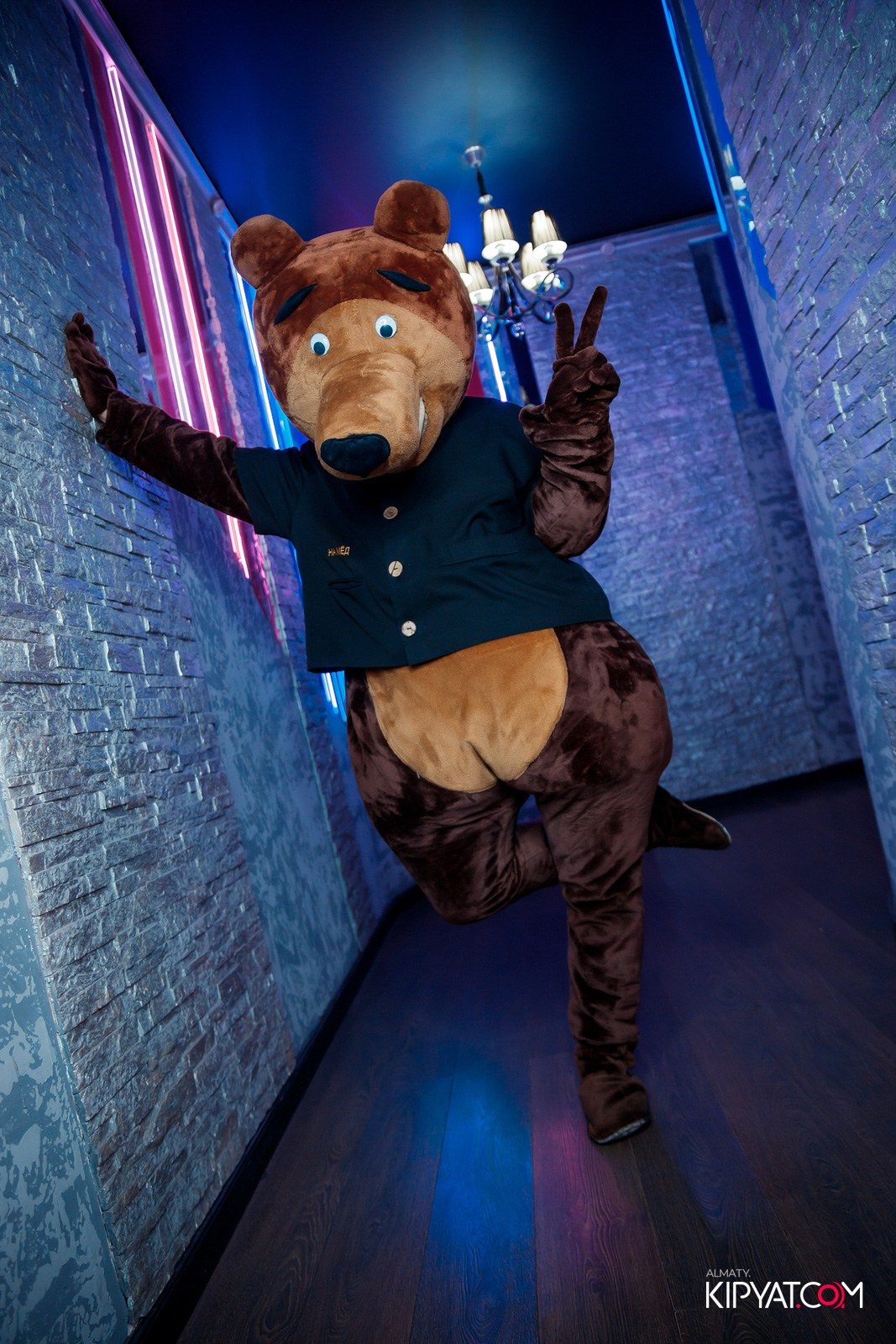 УХО И МЕДВЕДЬ НА ГАГАРИНА. КИПЯТКОМ АЛМАТЫ!