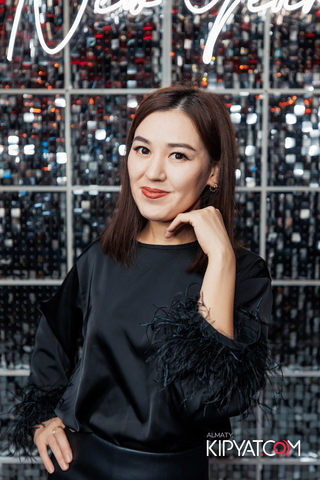 FRIENDS BAR & TERRACE. КИПЯТКОМ АЛМАТЫ!