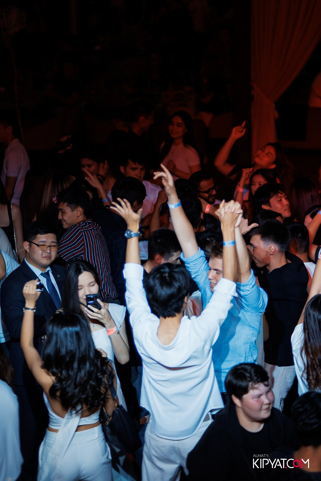 EVENT BAR. КИПЯТКОМ АЛМАТЫ!