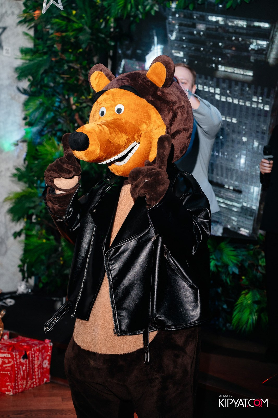 УХО И МЕДВЕДЬ НА КУРМАНГАЗЫ. КИПЯТКОМ АЛМАТЫ!