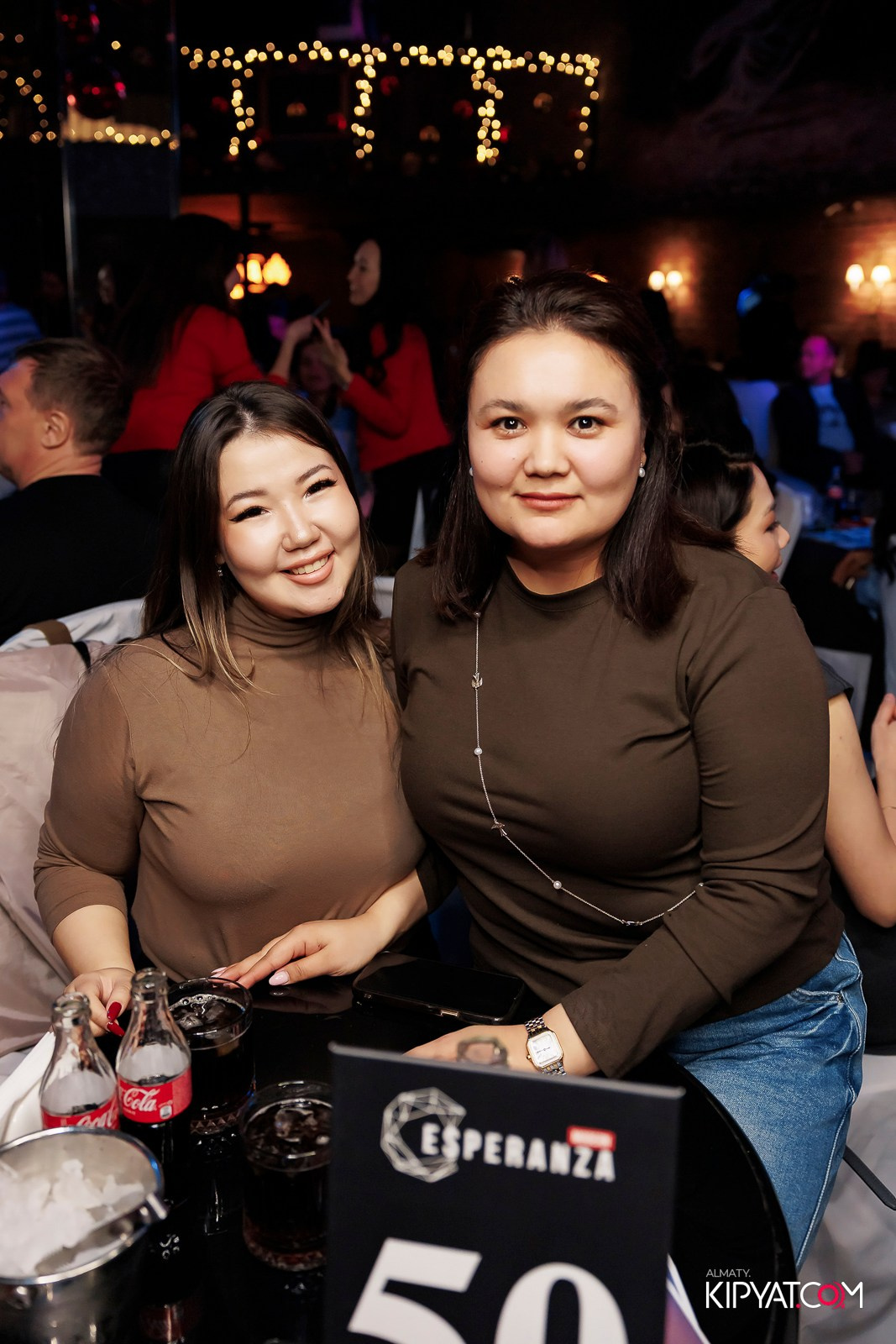 МУЗЫКАЛЬНОЕ ЛОТО В HIT RETRO. КИПЯТКОМ АЛМАТЫ! Фотосъемка мероприятий в Алматы