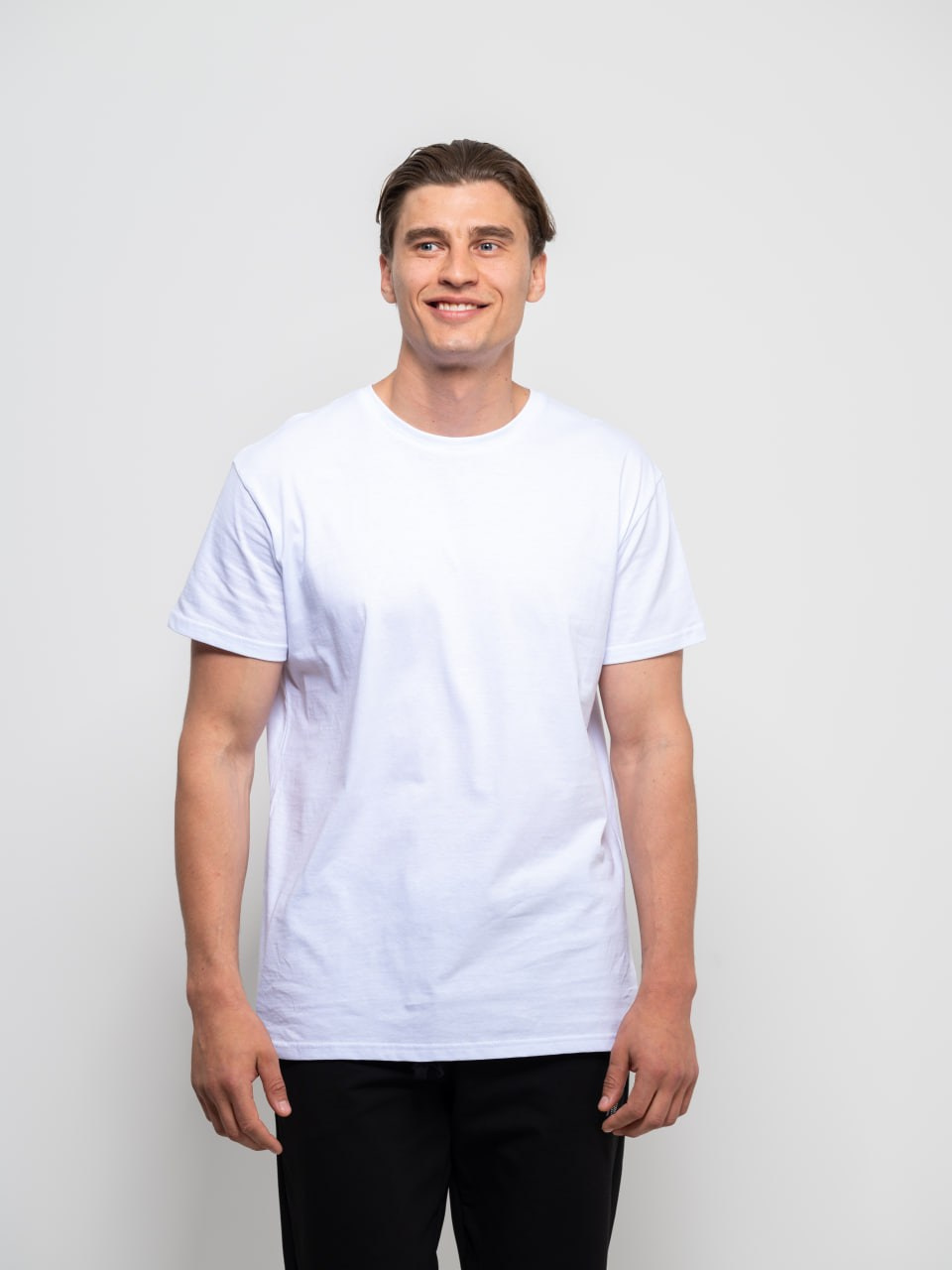 Каталог Мужчины. Студия рекламной и предметной съемки товаров WELKO Studio