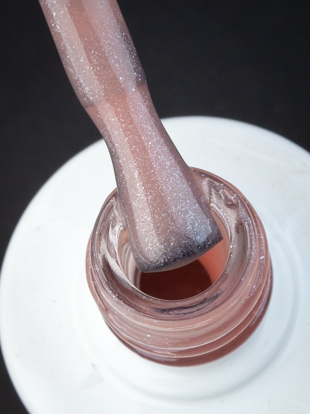 Kira на чёрном. Александр Стряпунин — предметный фотограф в Улан-Удэ