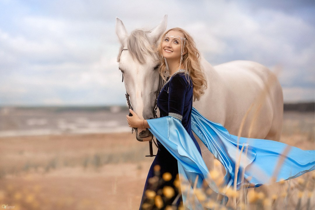 Фотосессии с лошадьми летом. Фотограф женский и мужской портрет Санкт-Петербург