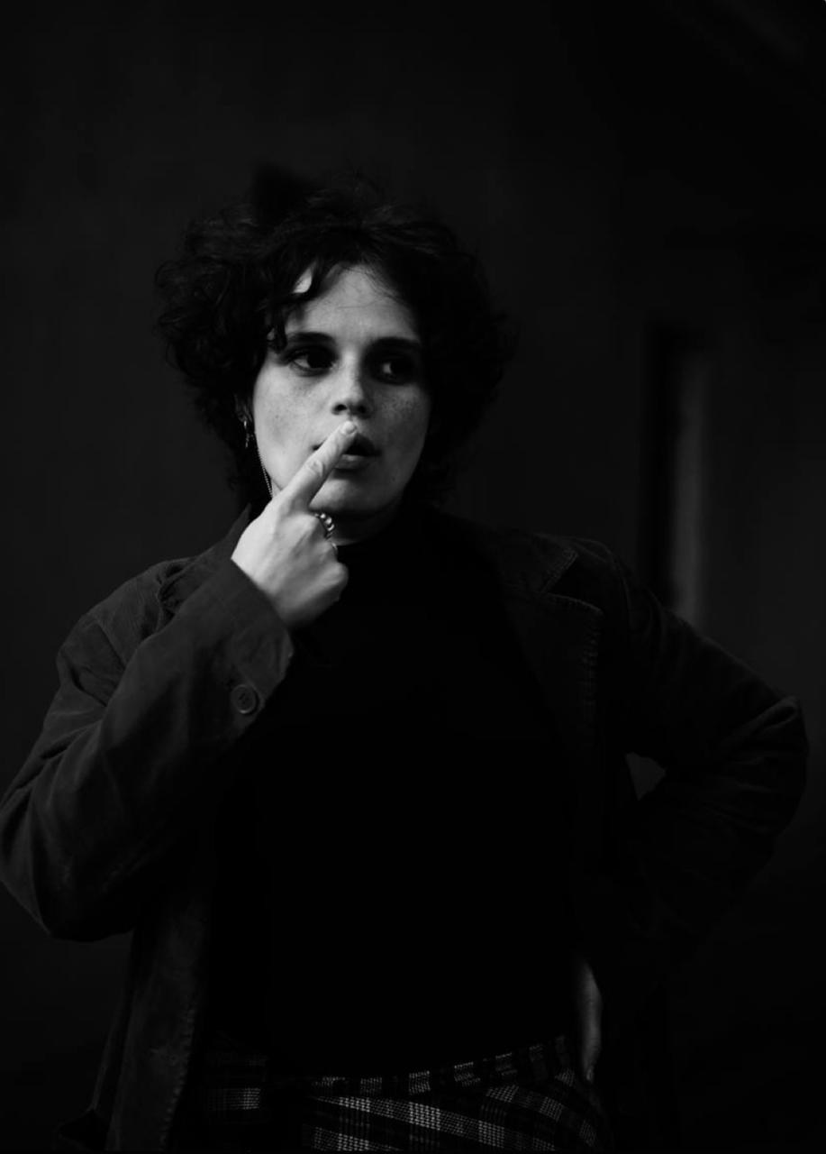 Позирую. Главная