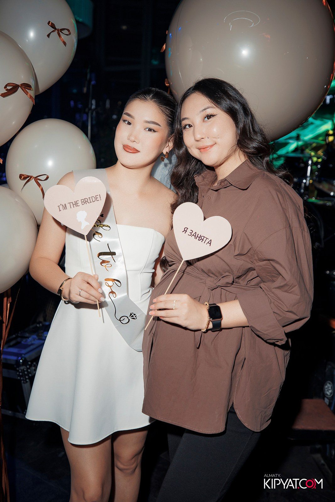 FRIENDS BAR & TERRACE. КИПЯТКОМ АЛМАТЫ!