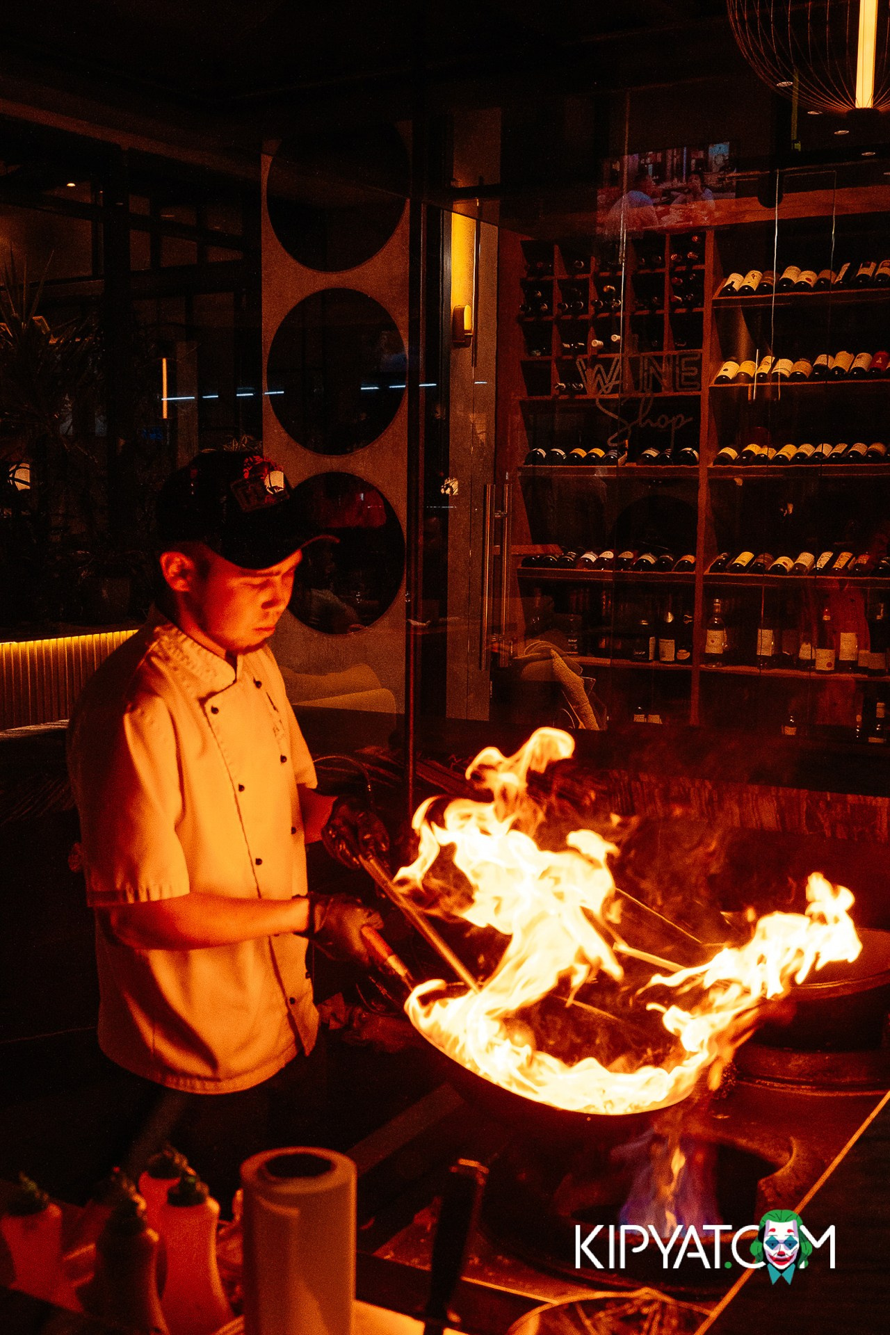 NOODLES. КИПЯТКОМ АЛМАТЫ!