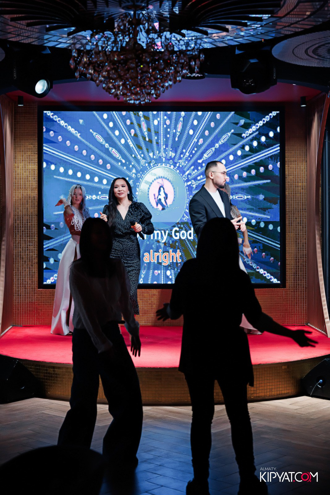 ЗАЯ, НА БИС. КИПЯТКОМ АЛМАТЫ!