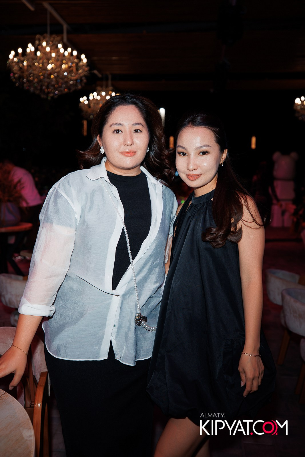 FRIENDS BAR & TERRACE. КИПЯТКОМ АЛМАТЫ!