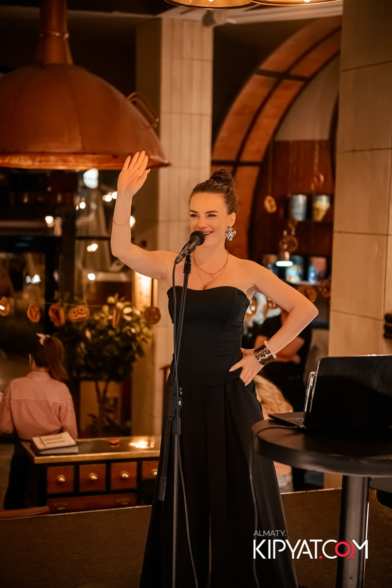 ЖИГУЛИ БАР. КИПЯТКОМ АЛМАТЫ!