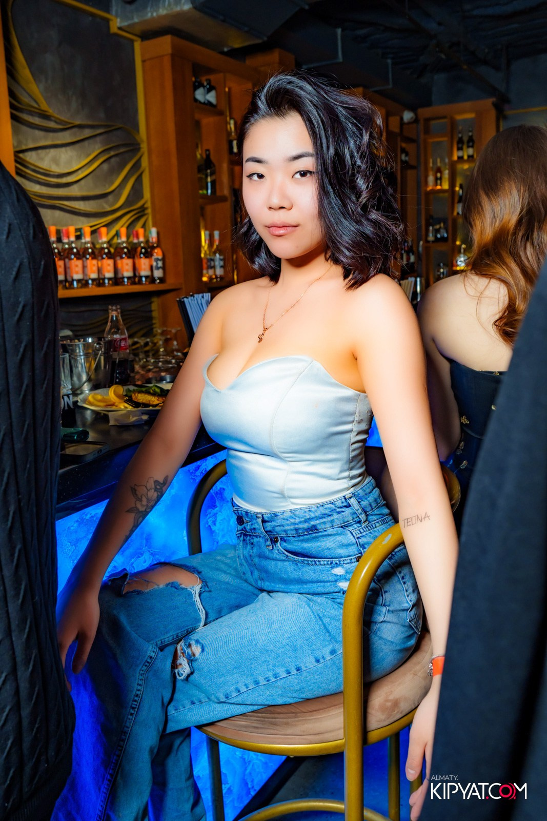 LAUREATE KARAOKE HALL. КИПЯТКОМ АЛМАТЫ!