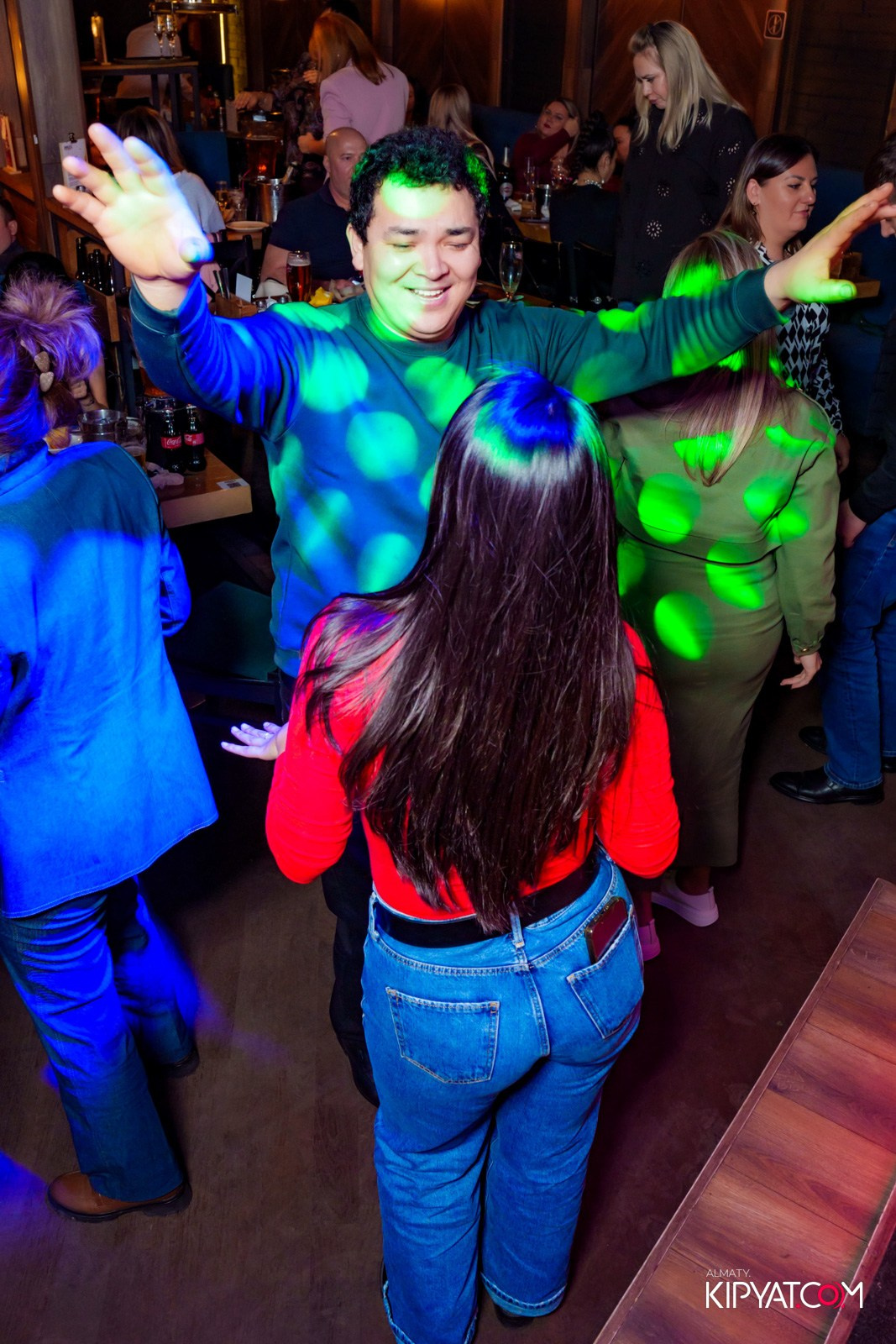 ПИНТА НА ДОСТЫК. КИПЯТКОМ АЛМАТЫ!