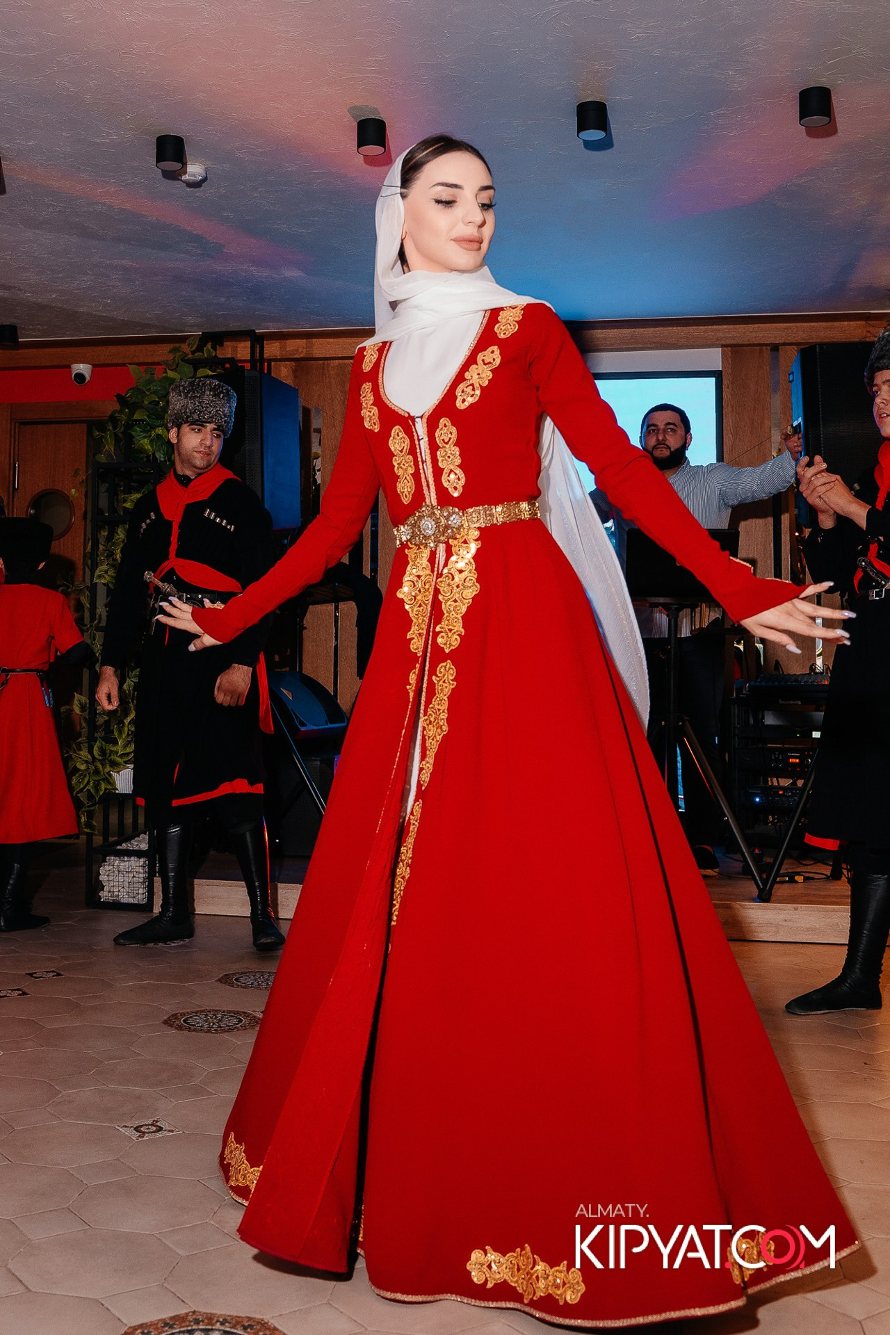 MODI RESTORANCHIK. КИПЯТКОМ АЛМАТЫ!