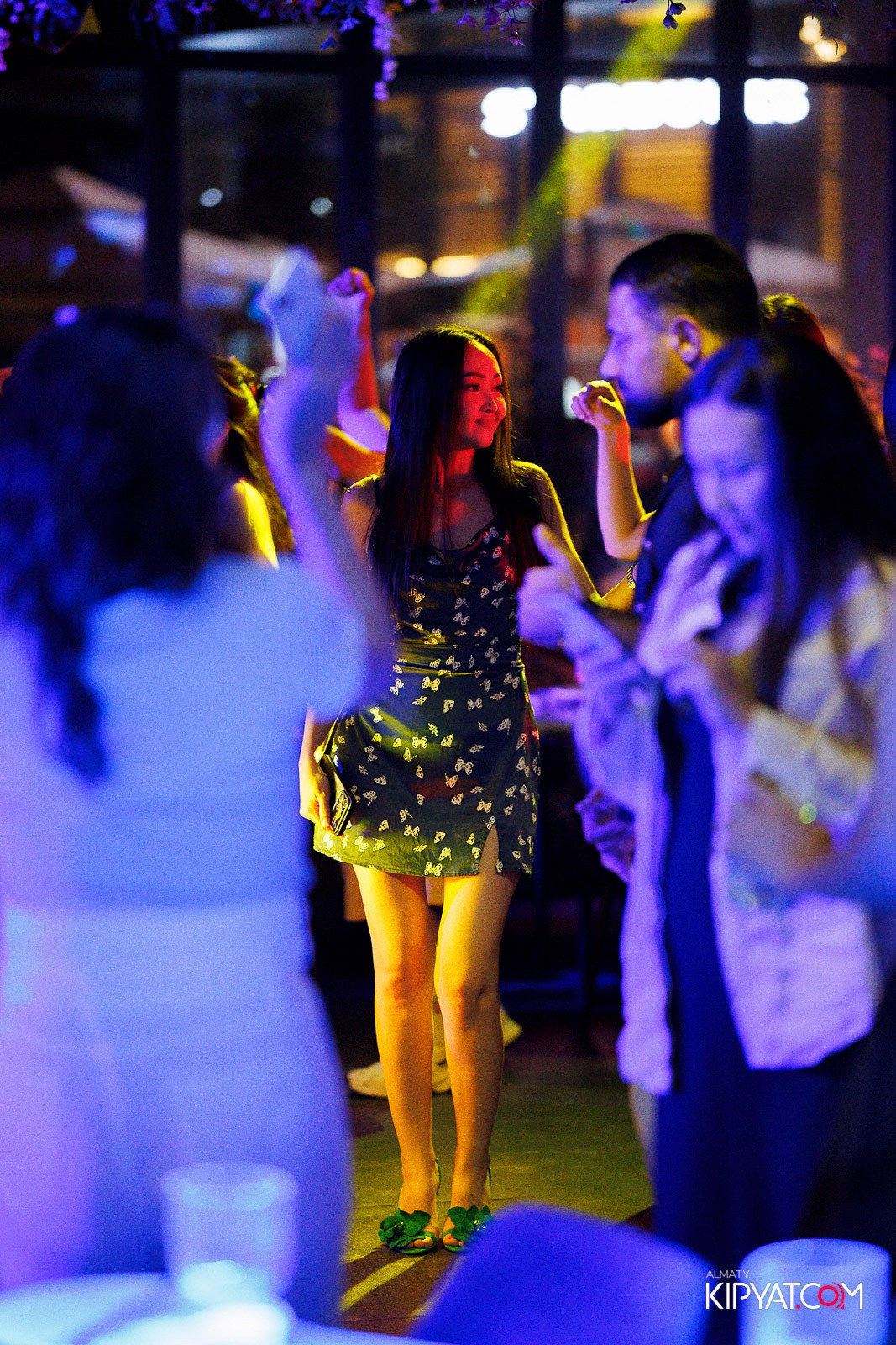 FRIENDS BAR & TERRACE. КИПЯТКОМ АЛМАТЫ! Фотосъемка мероприятий в Алматы
