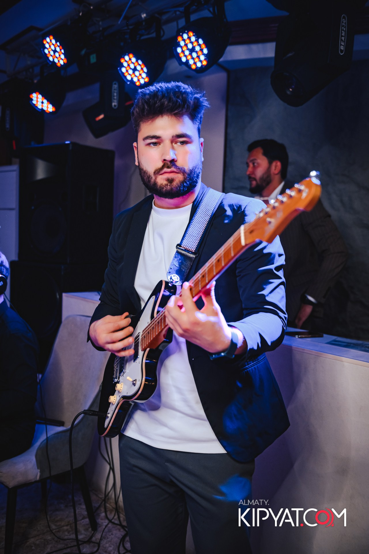 КАФЕ ШАЛКАР-ДИСКО 80-Х. КИПЯТКОМ АЛМАТЫ!