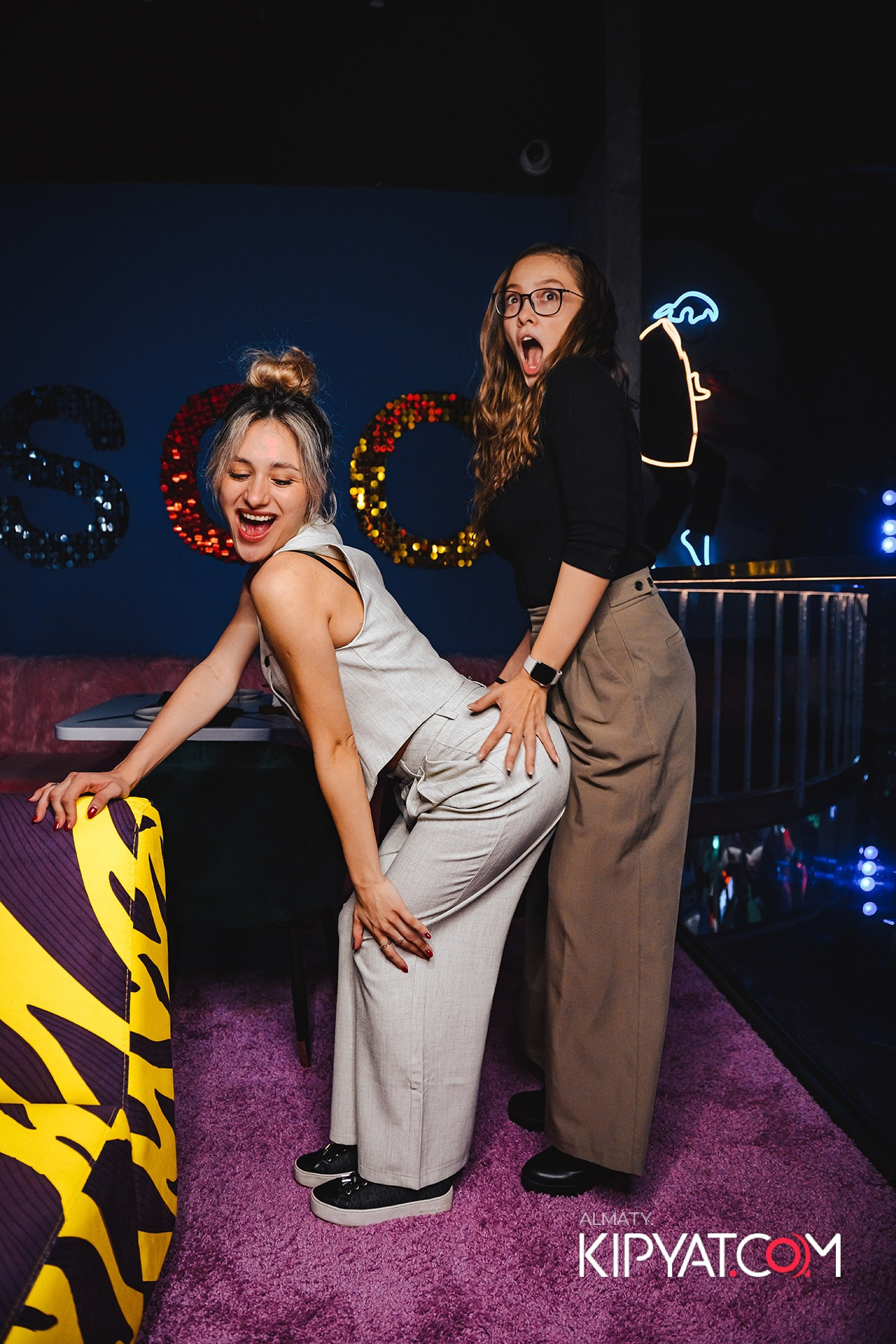 ВЫСТУПЛЕНИЕ ГРУППЫ ВИРУС SANTA BARBARA. КИПЯТКОМ АЛМАТЫ!