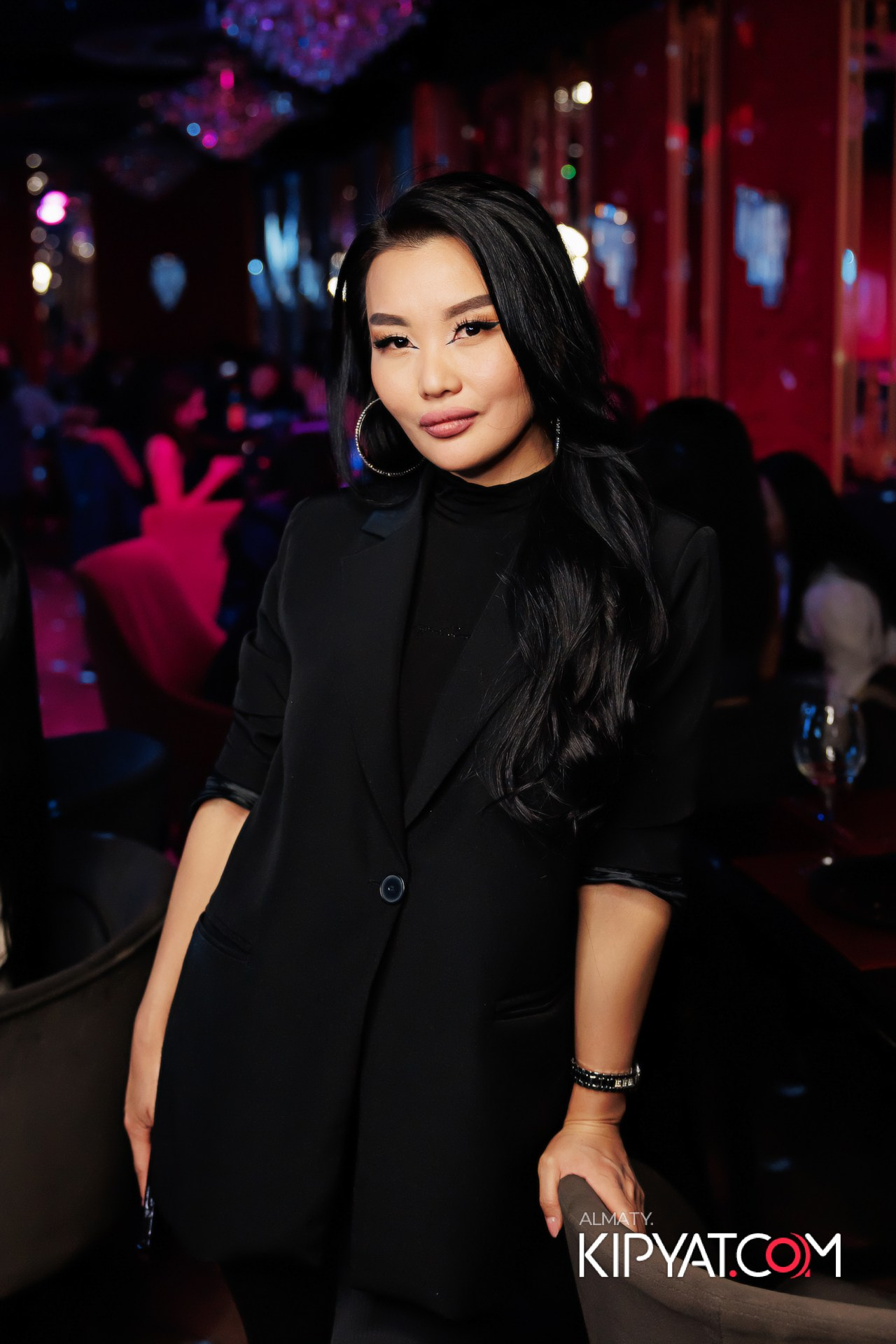 ЗАЯ, НА БИС!. КИПЯТКОМ АЛМАТЫ!