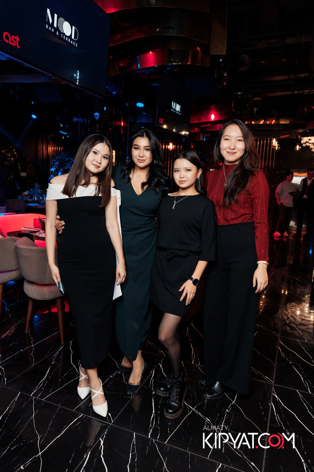 MOOD KARAOKE & TERRACE. КИПЯТКОМ АЛМАТЫ!