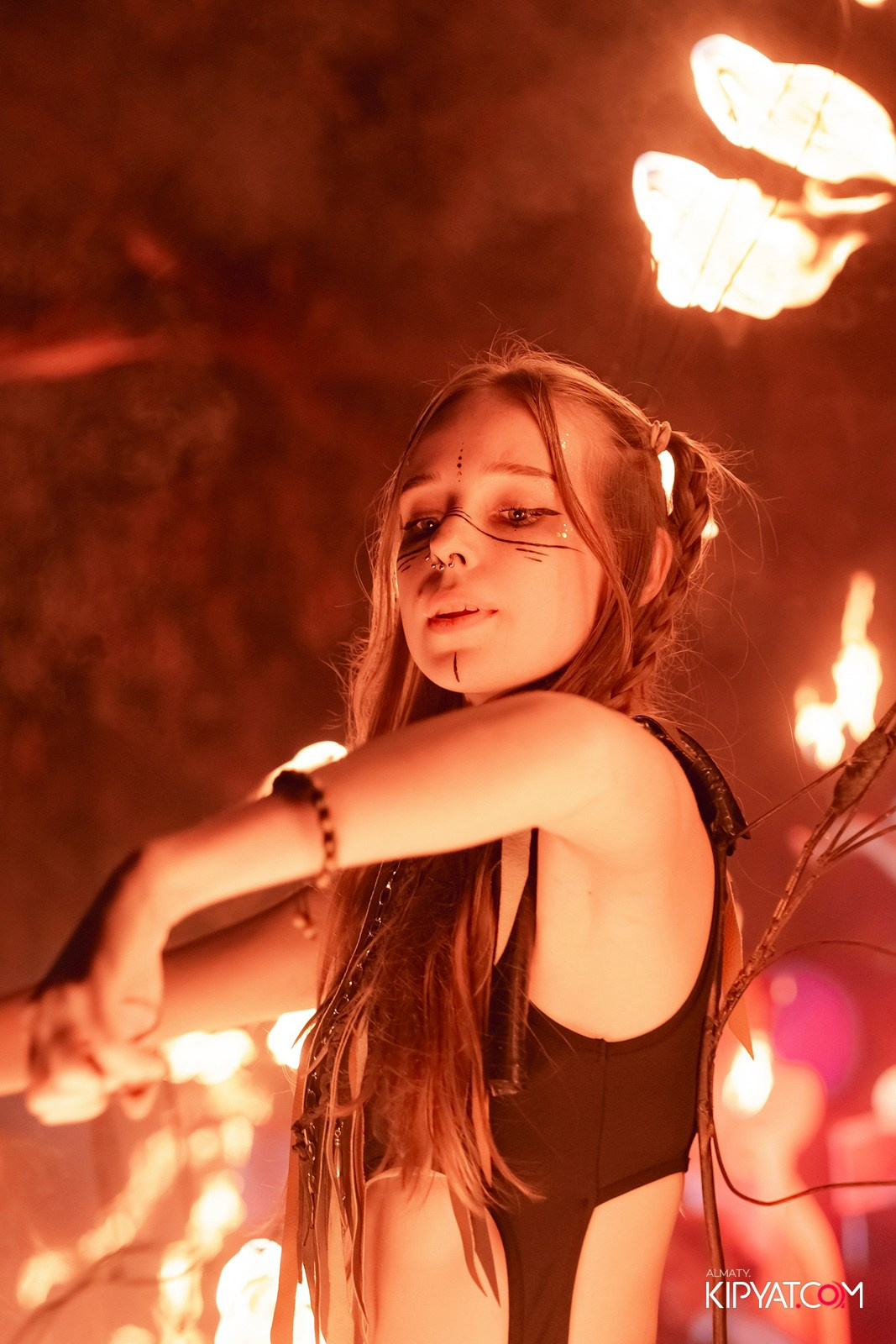 EDEN POOL & BAR. КИПЯТКОМ АЛМАТЫ!