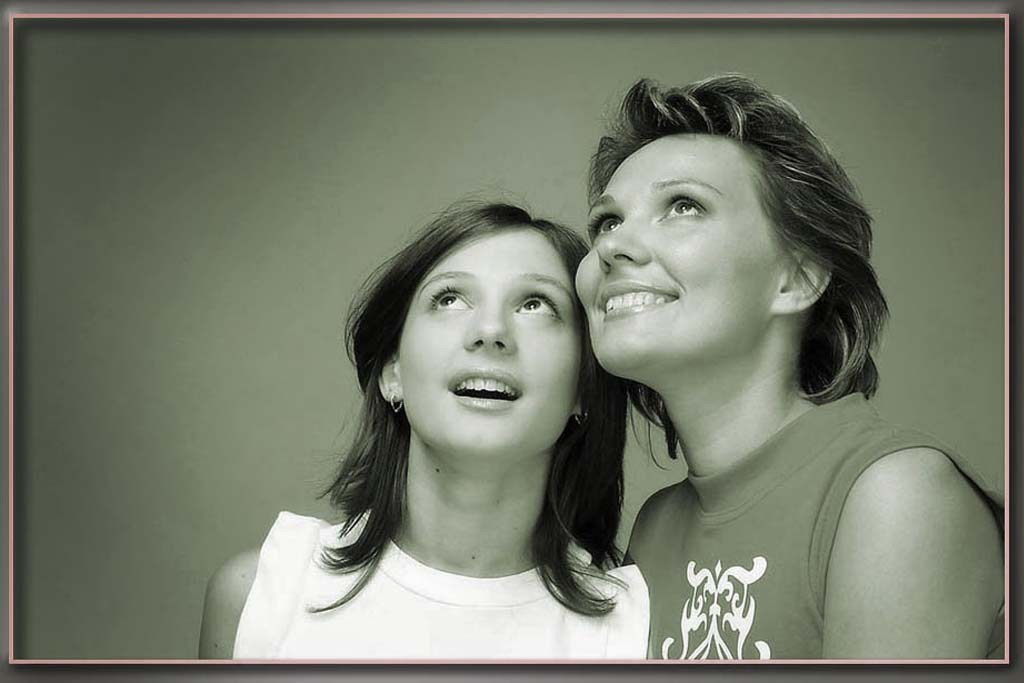 Студийная съемка Мама и дочь. Skazka.wfolio.pro