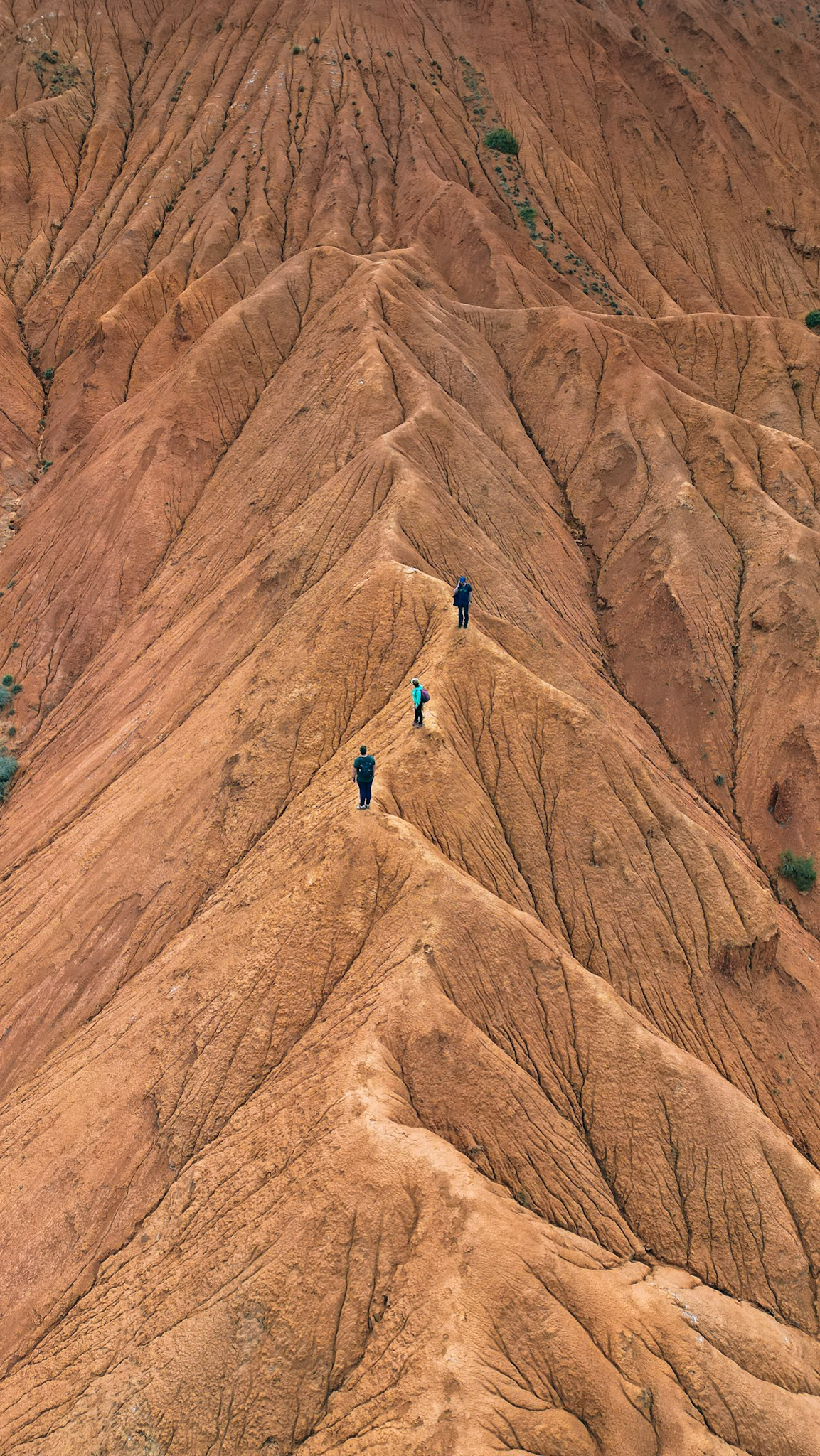 Кыргызстан. Человек с фотокамерой