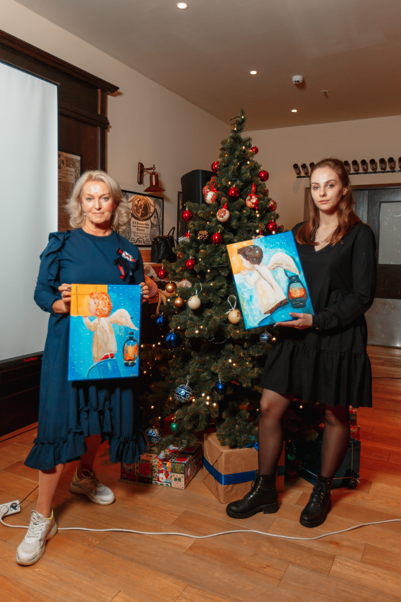 Фотоотчет с арт вечеринки проекта «Краски и Вино»