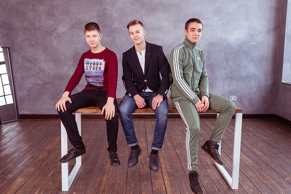 В школе. Выпускные альбомы СПБ. Фотограф в Садик и Школу