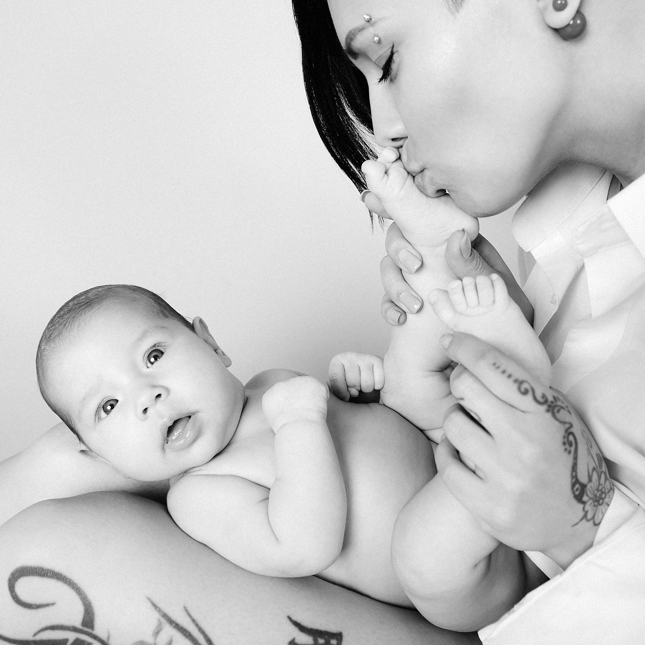 Фотосесся для новорожденных в Стаханове. Фотограф Андрей Лёвкин