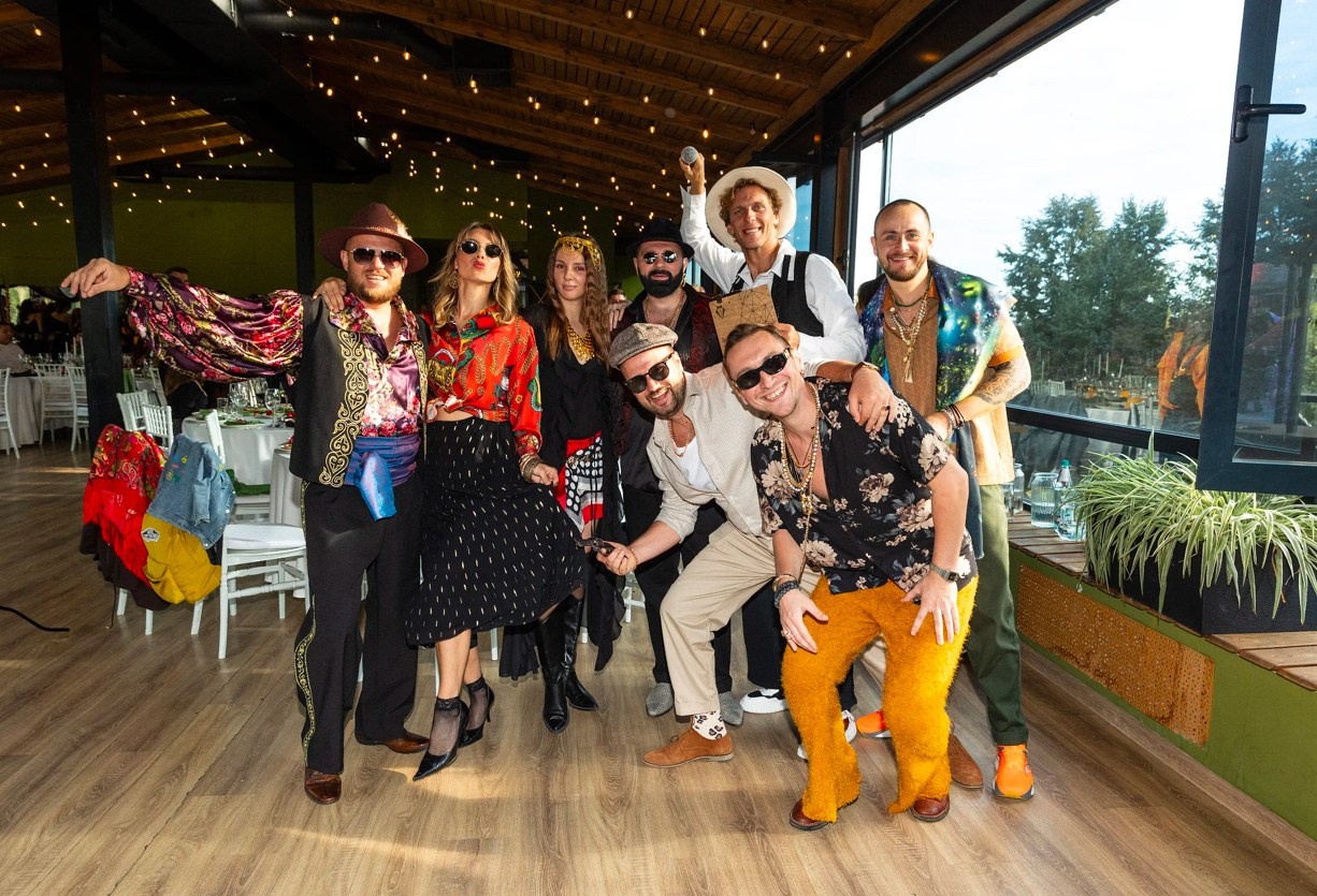 Фотографии с корпоративов, фотографии с праздника корпоратива. Ведущий праздников в России живу в Москве Карпенко Александр