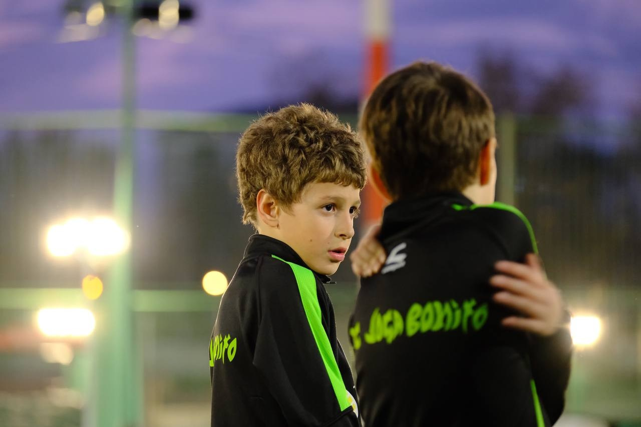 Футбол фотосъемка футбола спортивный фотограф в Москве. Фотограф и художник в Москве Евгения Нюнина