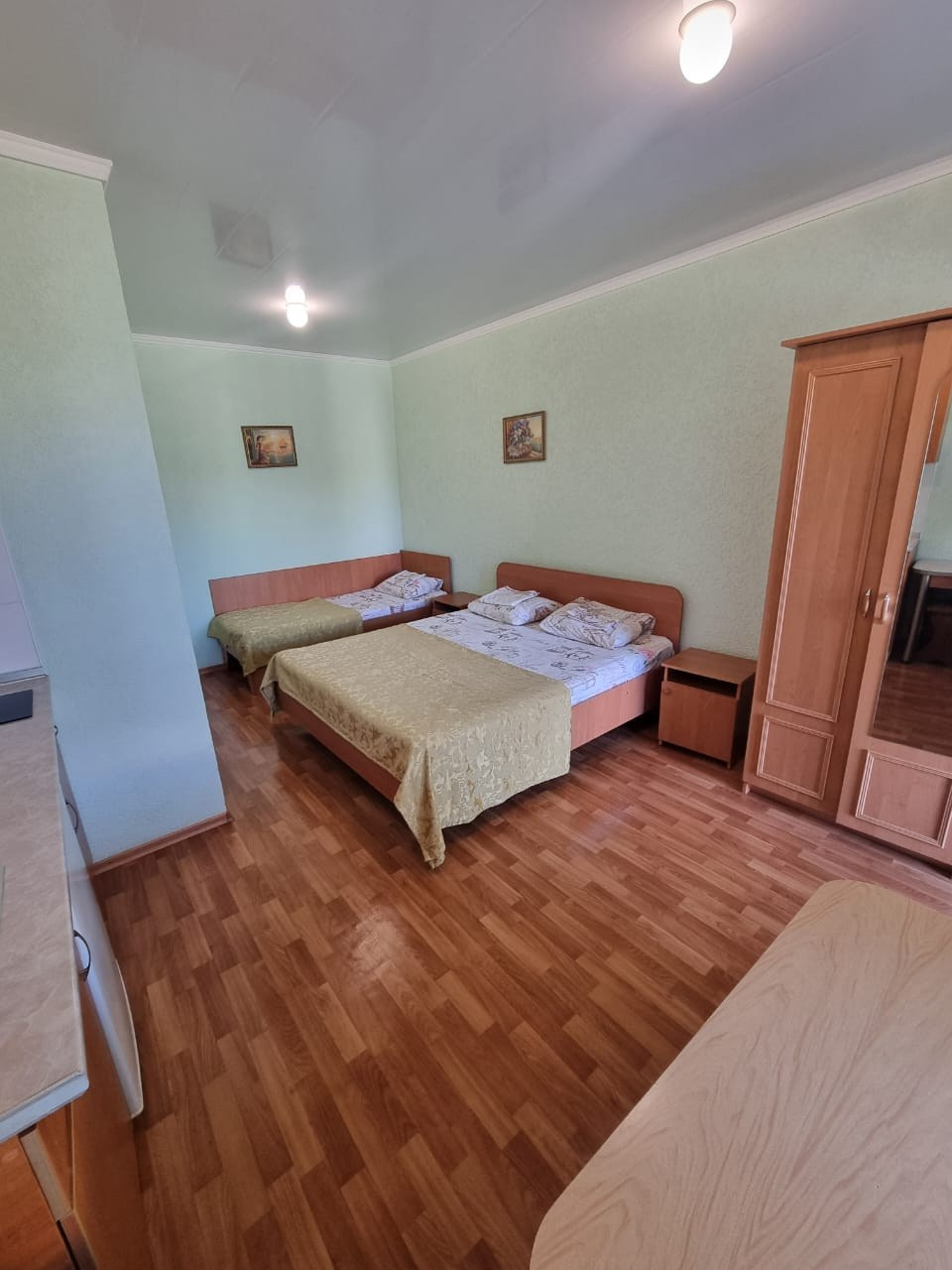 Номера на ул. 13 Ноября. Отдых в Евпатории без забот — аренда жилья, трансфер, размещение под ключ