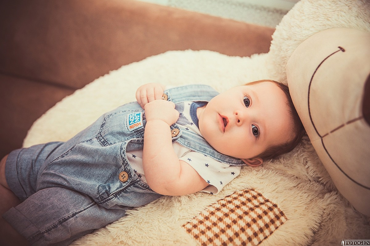 Фотосессия для Новорожденных в Студии — Fotogen. Интерьерная фотостудия FOTOGEN г. Краснодар