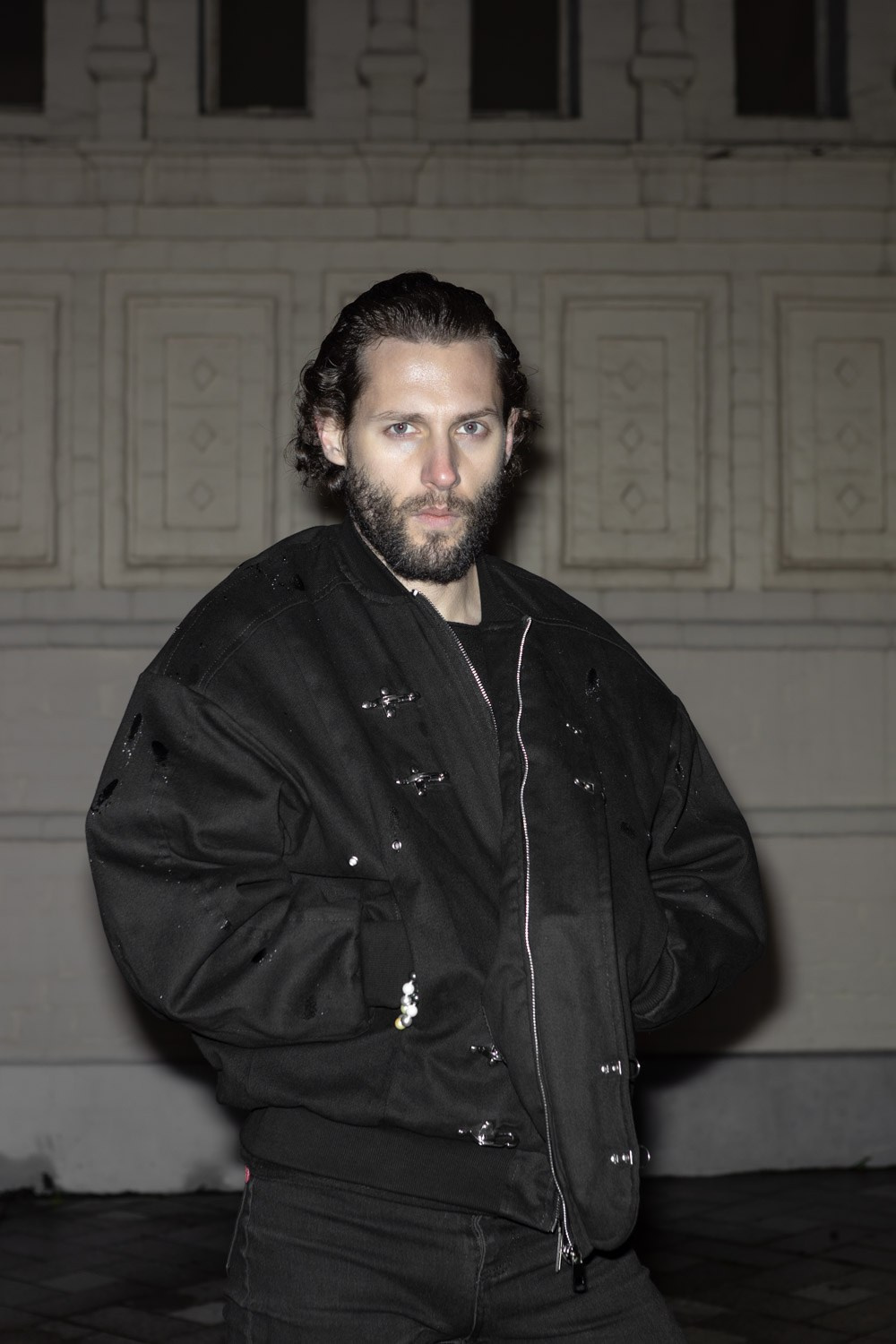 Мужская уличная фотосессия. Фотограф Москва арт- ню, портрет, fine art