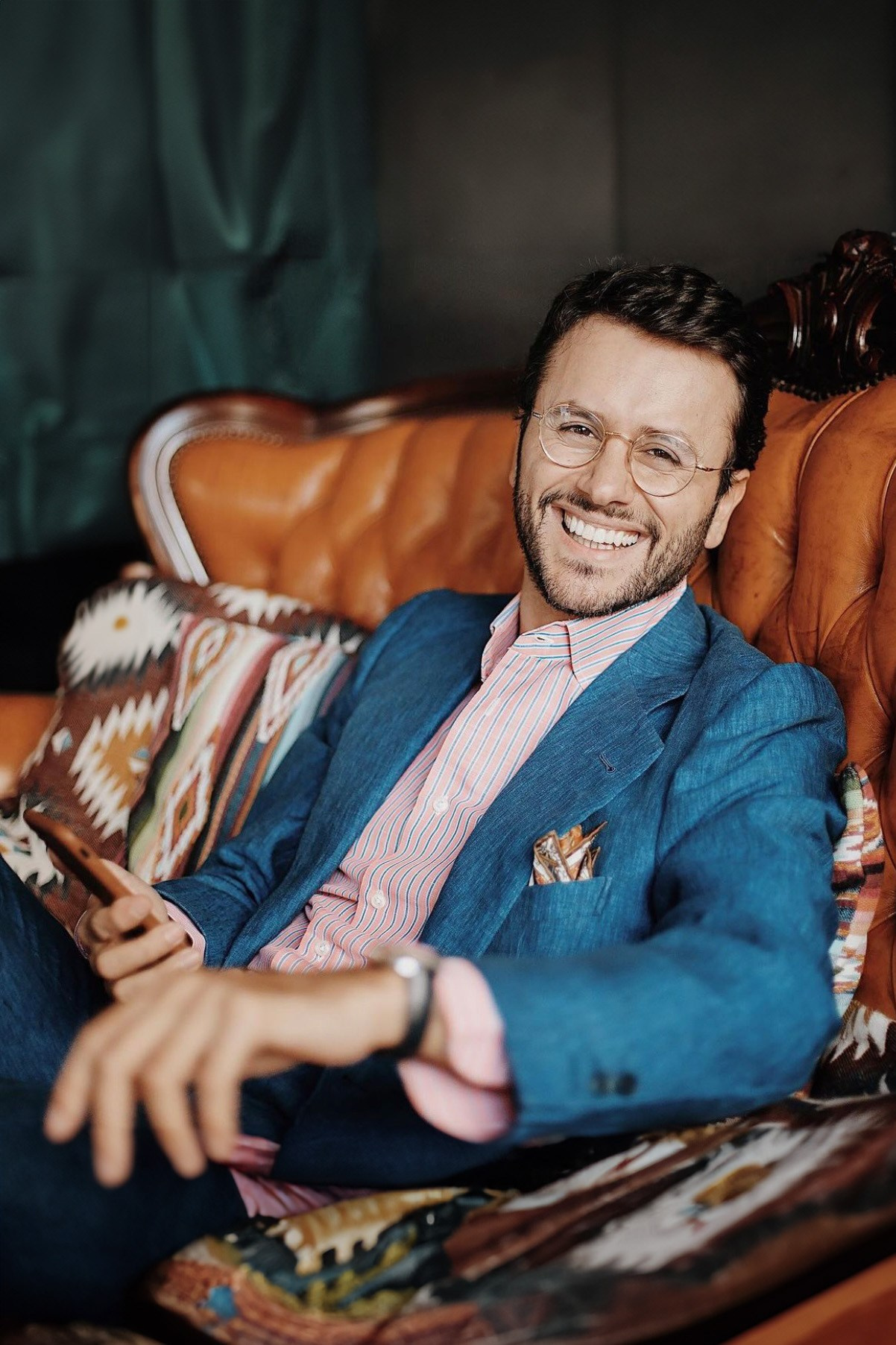 Business Portraits. Professional Wedding Photography, Portraits, and Studio Photoshoots in Phuket