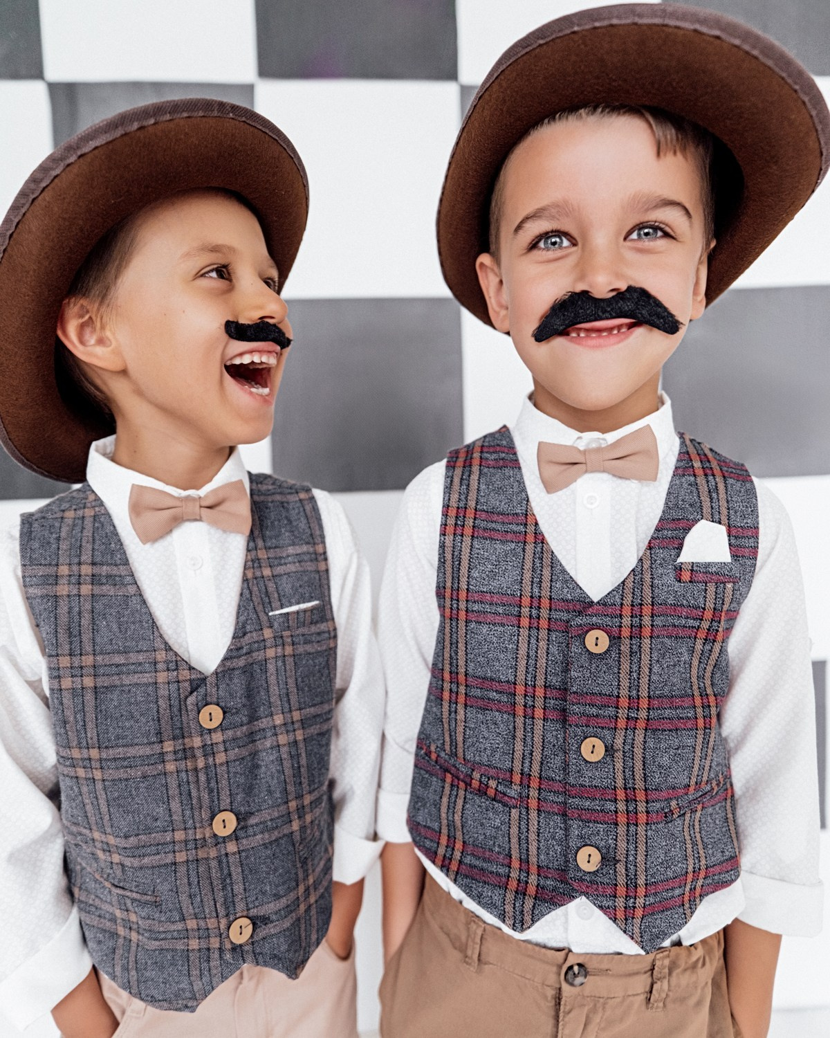 ELISHA AND VITIA. Светлана Ламм