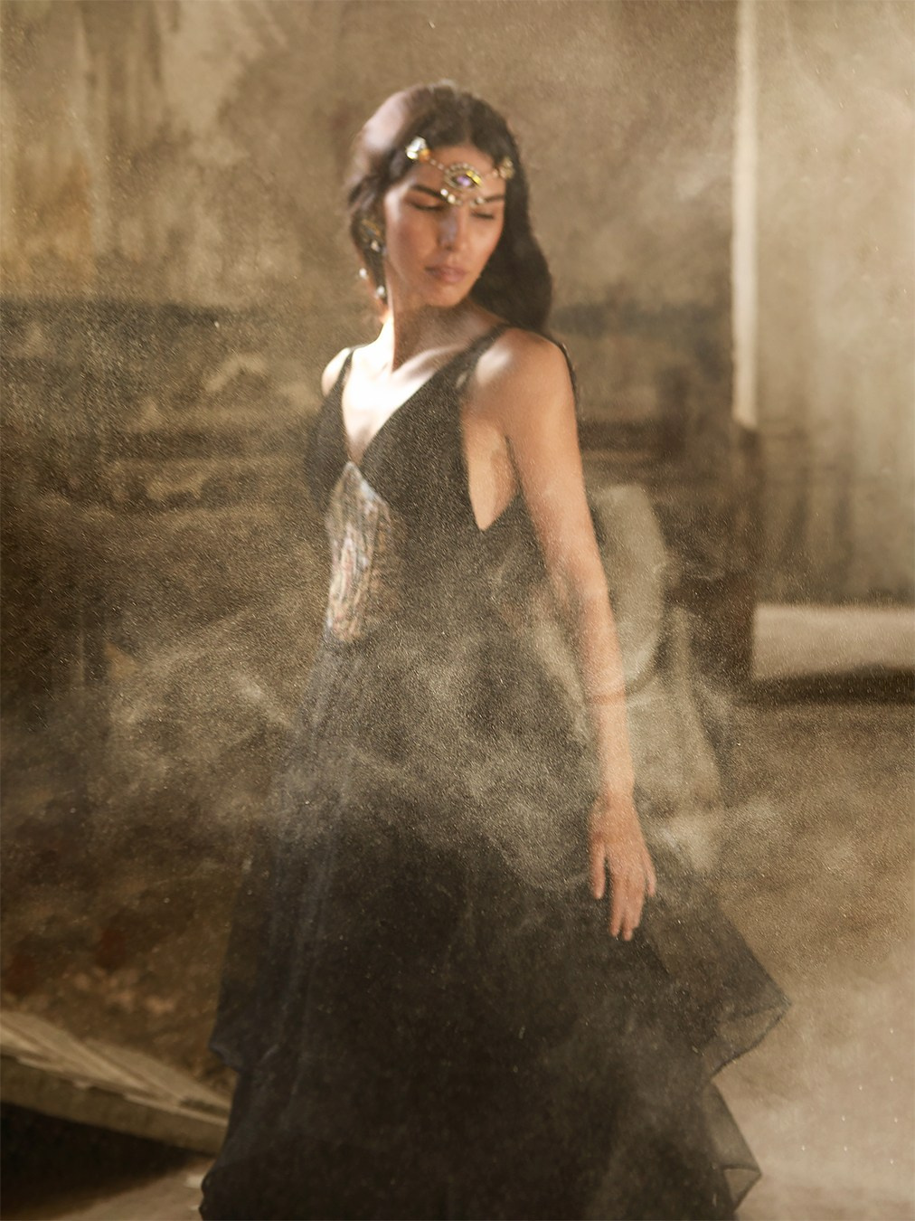 Ashes of the past. Главная