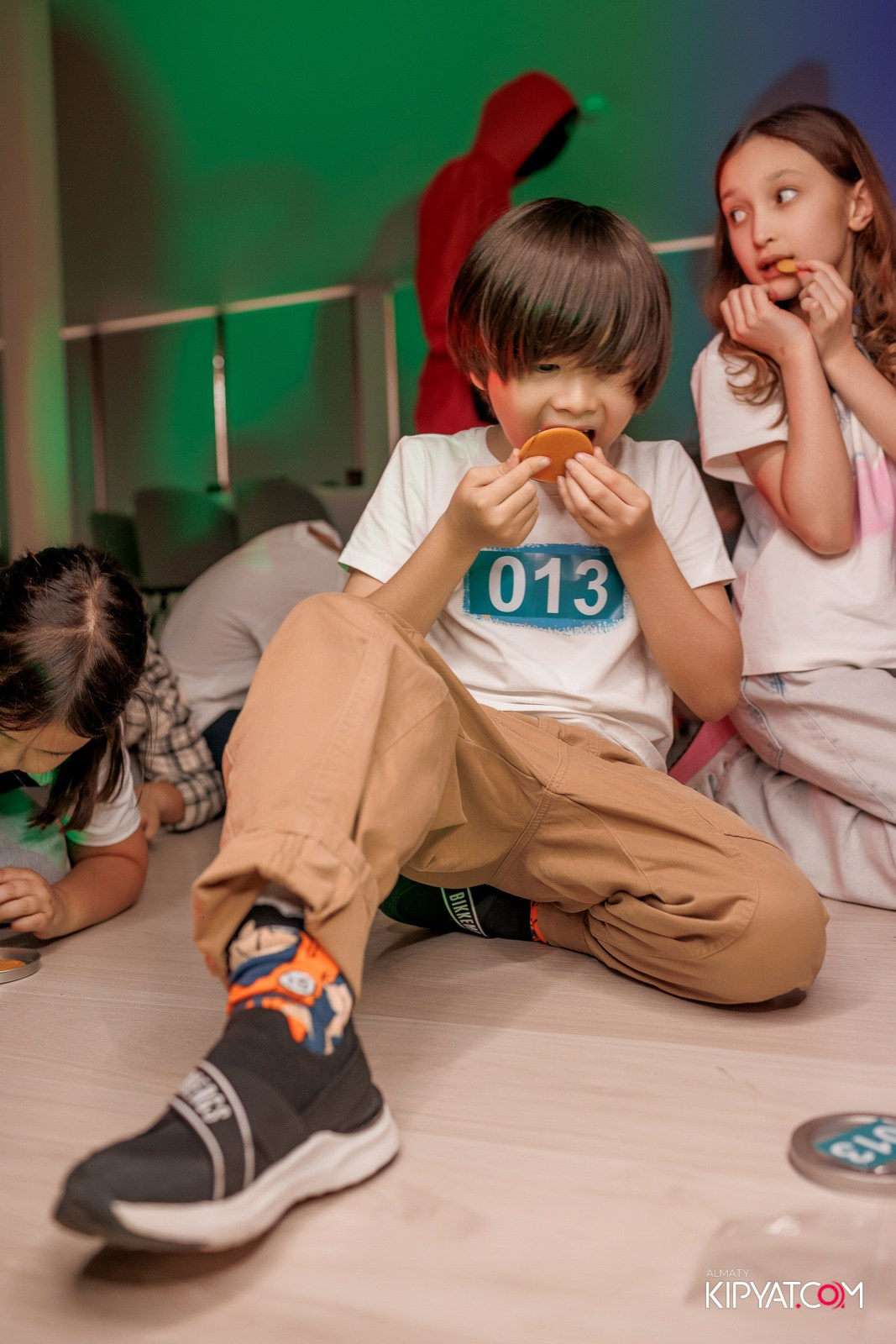 КВЕСТ-ШОУ ALAROVICH ИГРА В КАЛЬМАРА. КИПЯТКОМ АЛМАТЫ!