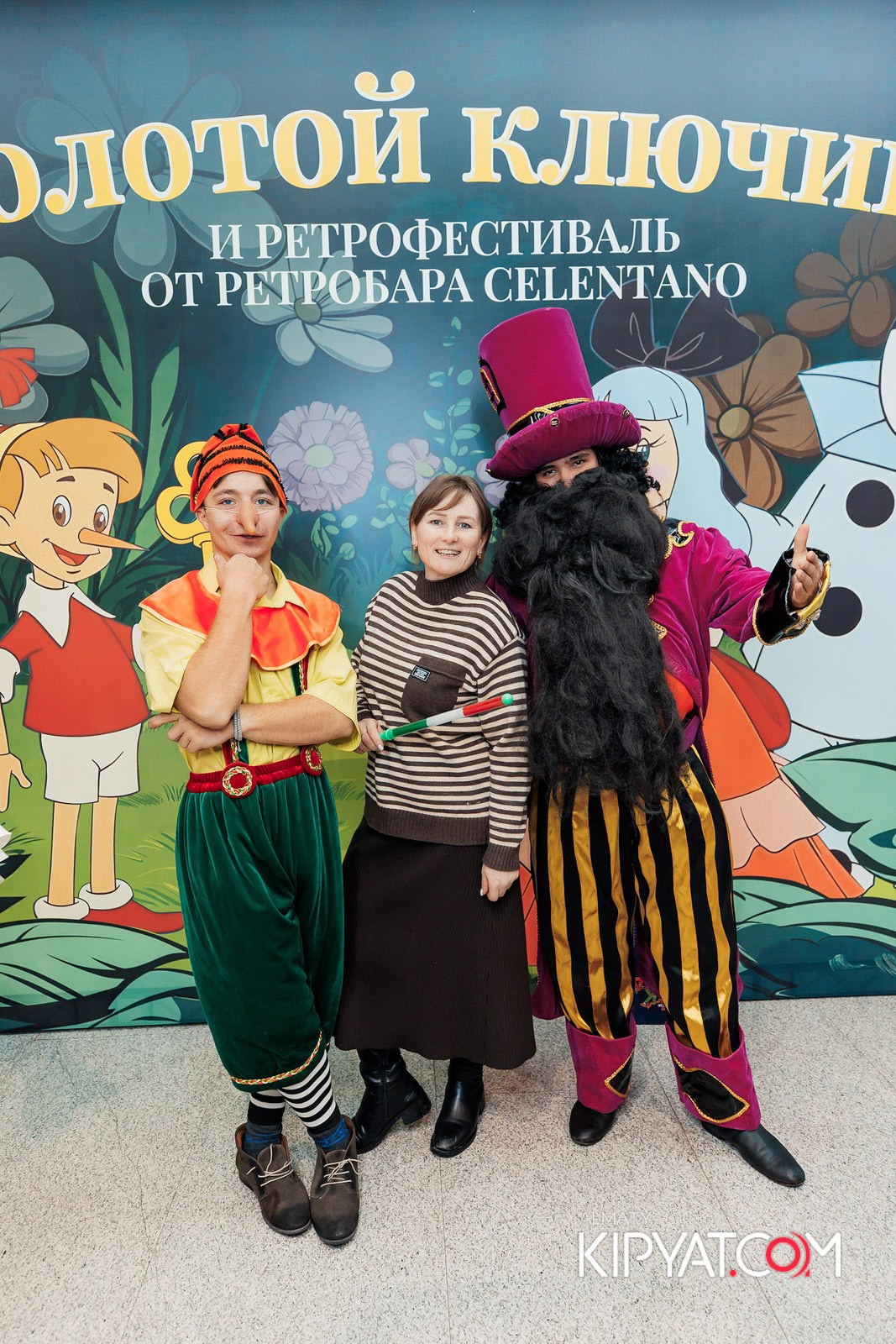 ЗОЛОТОЙ КЛЮЧИК И РЕТРОФЕСТИВАЛЬ ОТ РЕСТОБАРА CELENTANO. КИПЯТКОМ АЛМАТЫ!