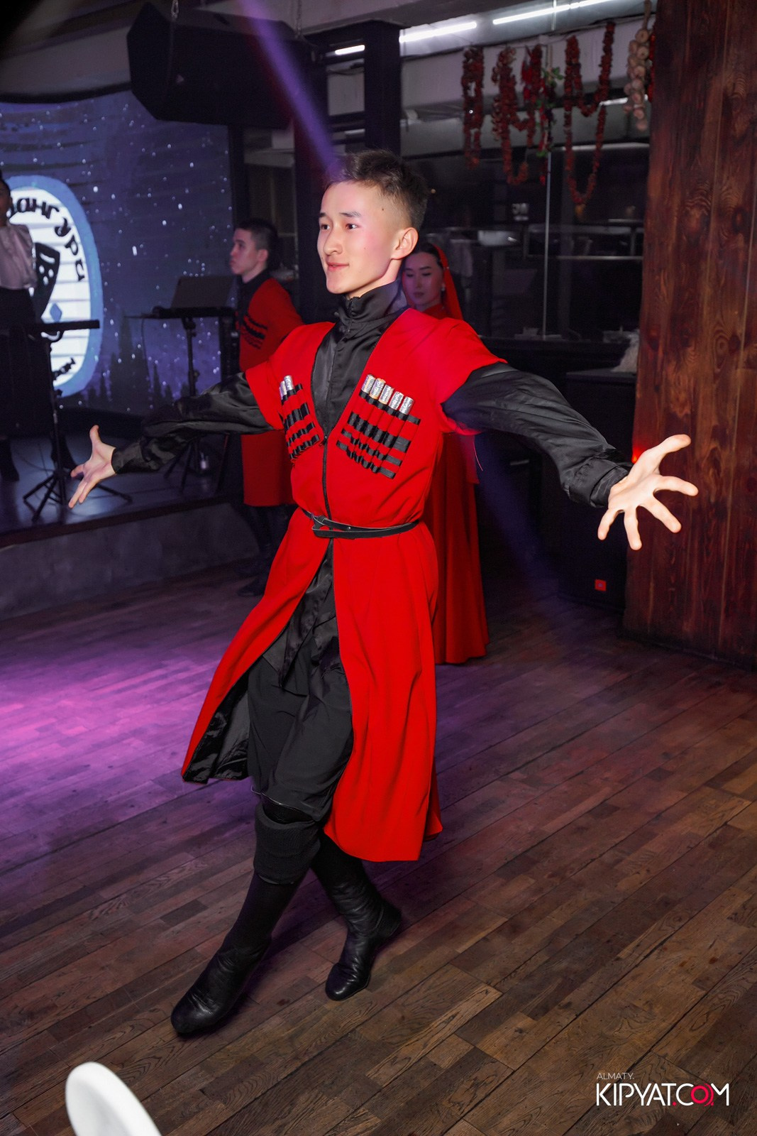 ВАХТАНГУРИ. КИПЯТКОМ АЛМАТЫ!