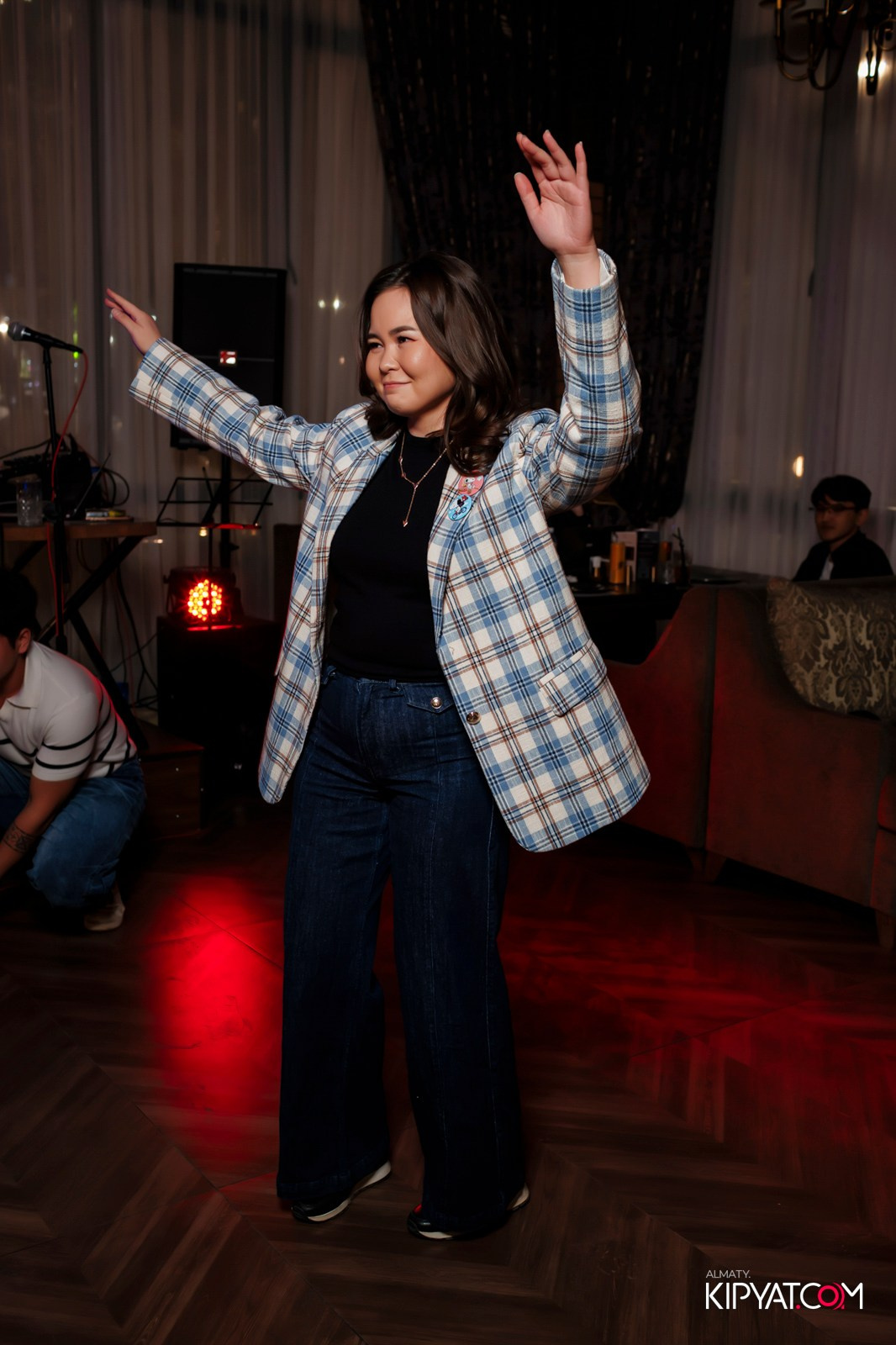 ОТКРЫТИЕ РЕСТОРАНА VESELIDZE НА АБАЯ. КИПЯТКОМ АЛМАТЫ! Фотосъемка мероприятий в Алматы