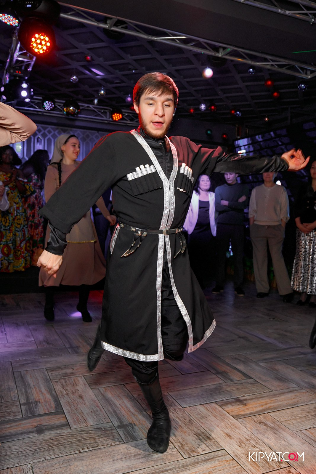 РЕСТОРАН КУРДЮК. КИПЯТКОМ АЛМАТЫ!