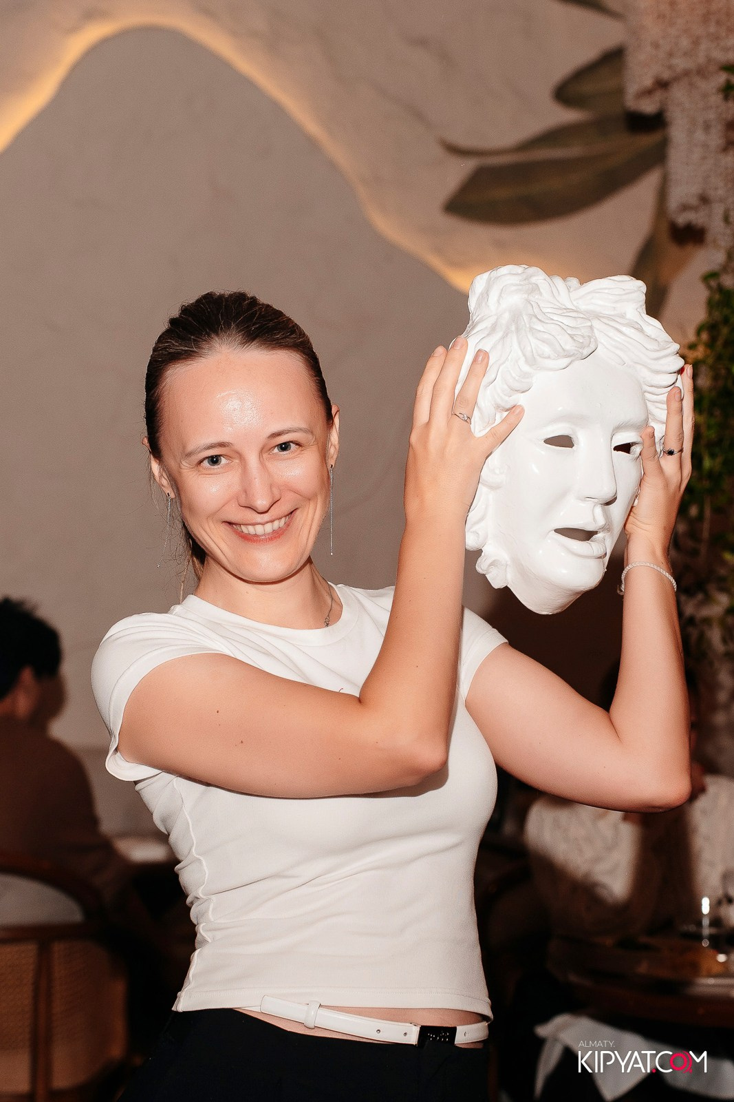 ДЕНЬ РОЖДЕНИЯ РЕСТОРАНА AIZA NEO BISTRO — НАМ 2 ГОДА. КИПЯТКОМ АЛМАТЫ! Фотосъемка мероприятий в Алматы