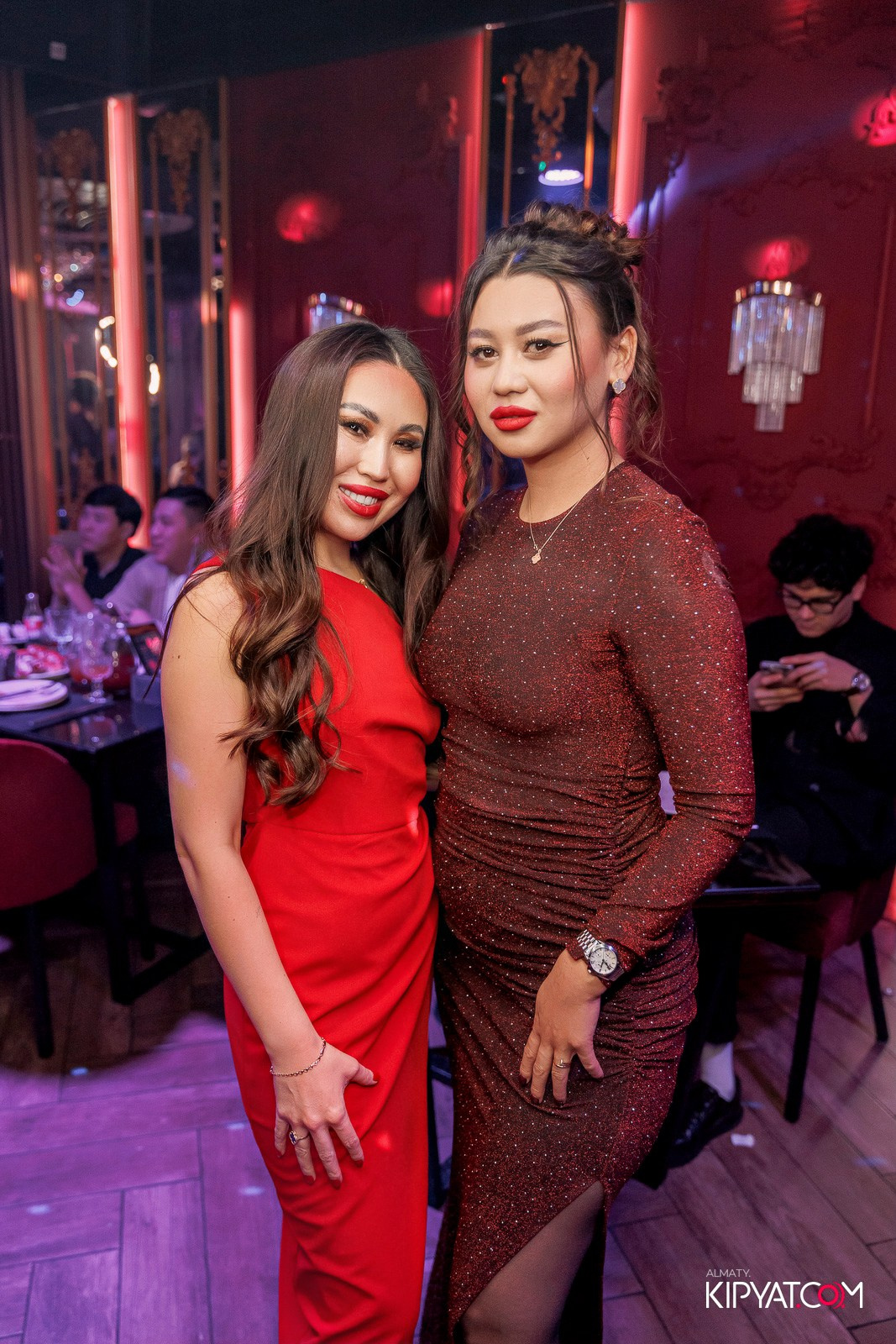 ЗАЯ, НА БИС. КИПЯТКОМ АЛМАТЫ! Фотосъемка мероприятий в Алматы