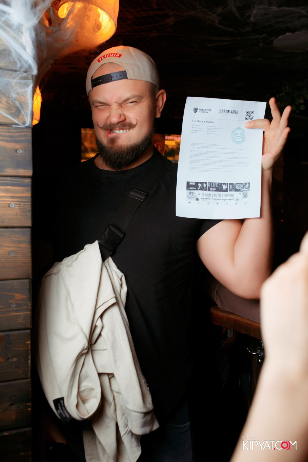 VICTORY PUB. КИПЯТКОМ АЛМАТЫ!