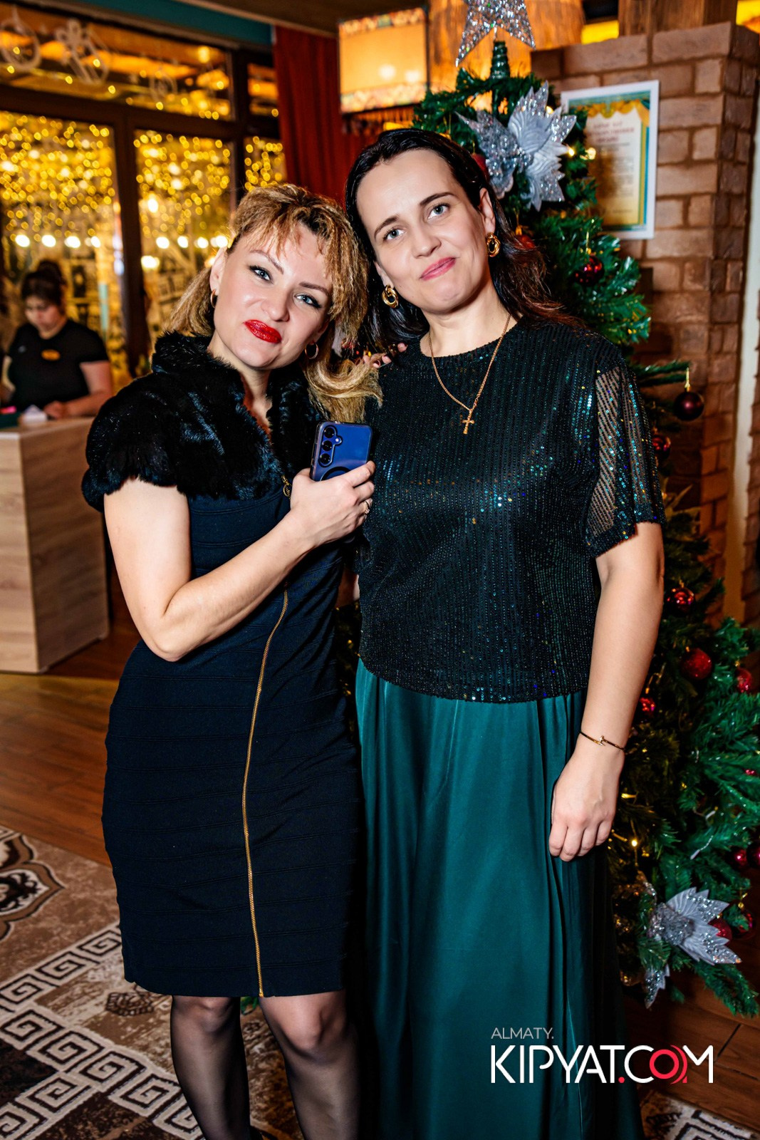 ГРУЗИНСКИЙ ДВОР НА КАБАНБАЙ БАТЫРА. КИПЯТКОМ АЛМАТЫ!