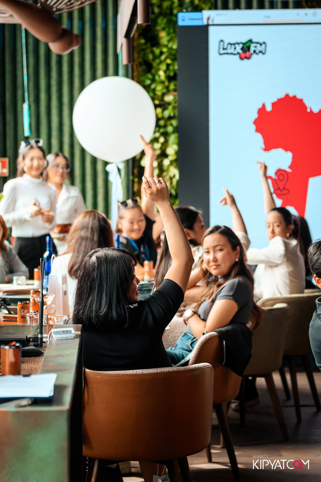 LUX BRUNCH. КИПЯТКОМ АЛМАТЫ!