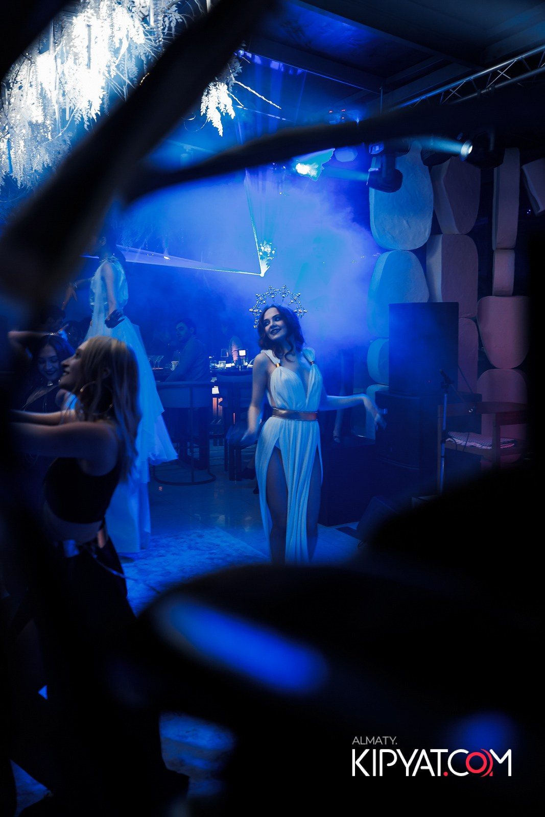 EDEN BAR & RESTAURANT. КИПЯТКОМ АЛМАТЫ!