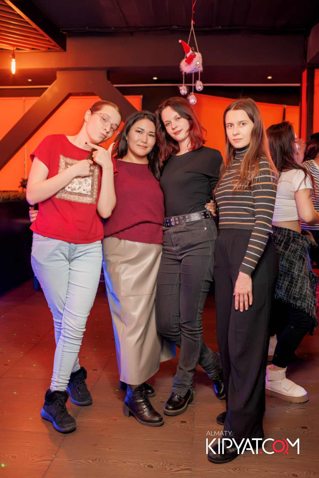 ШАШЛЫКОФФ. КИПЯТКОМ АЛМАТЫ!