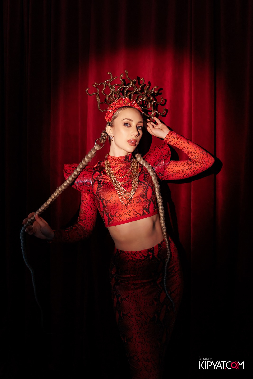 ЗАЯ, НА БИС. КИПЯТКОМ АЛМАТЫ!